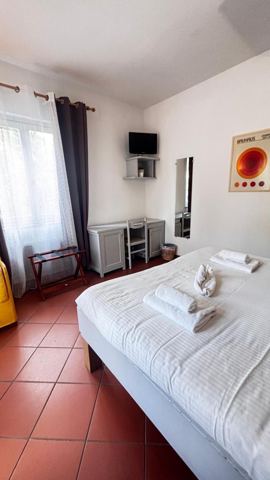 Hotel La Bastide Le Lavandou Exterior photo