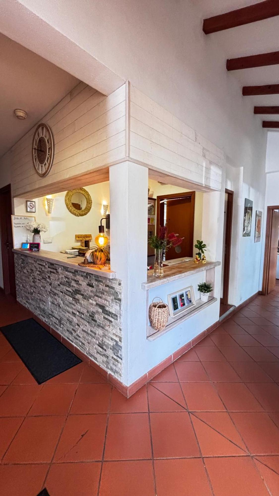 Hotel La Bastide Le Lavandou Exterior photo