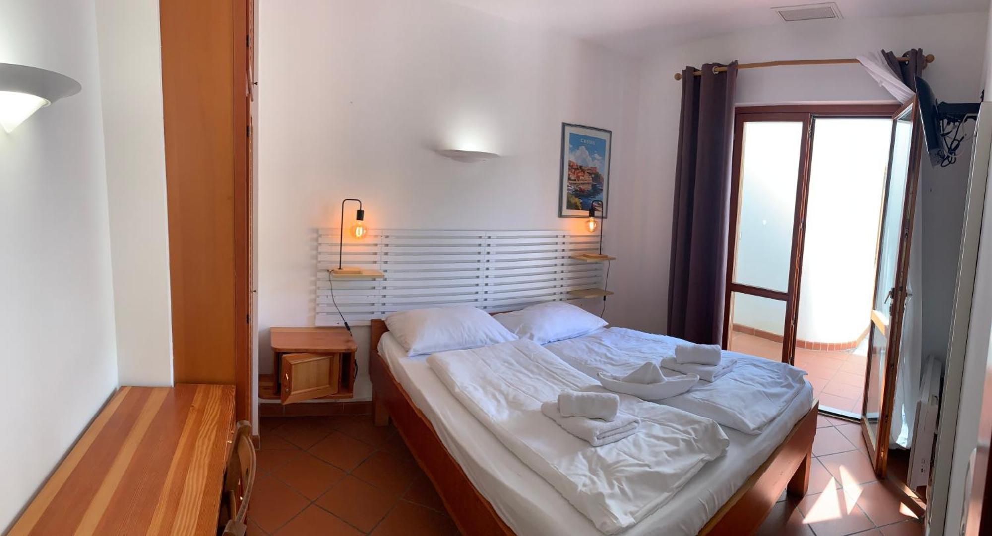 Hotel La Bastide Le Lavandou Exterior photo