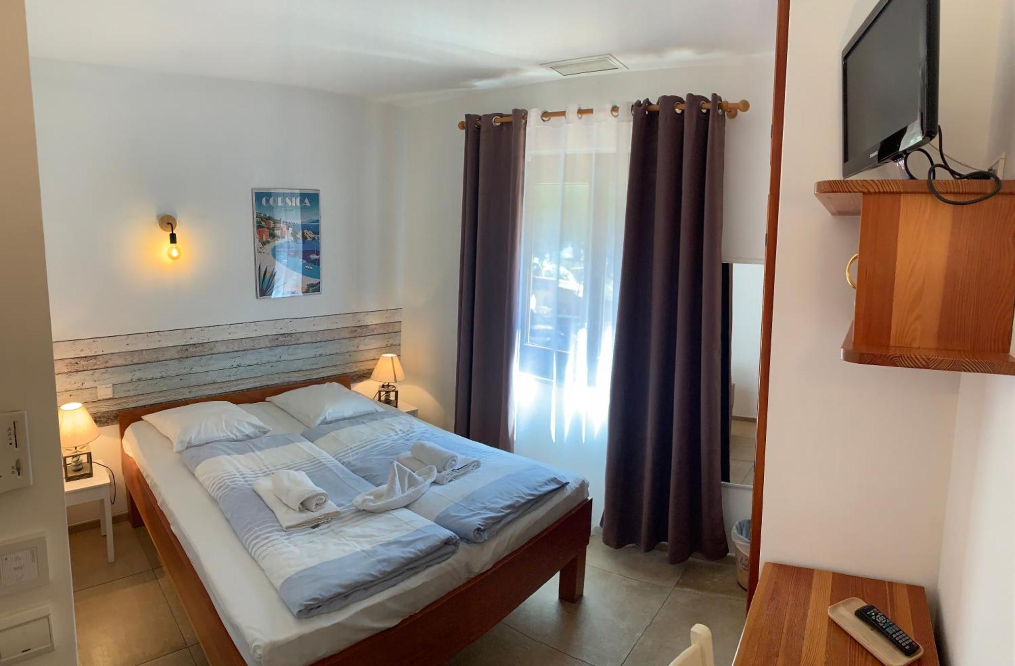 Hotel La Bastide Le Lavandou Exterior photo