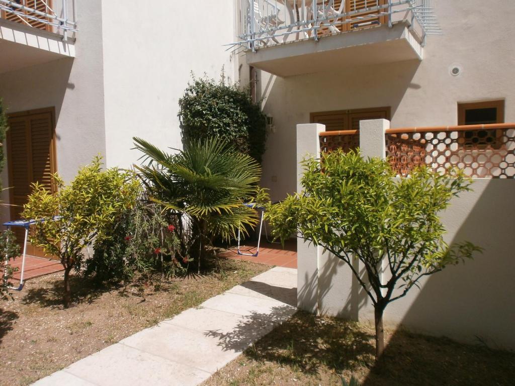 Hotel La Bastide Le Lavandou Exterior photo